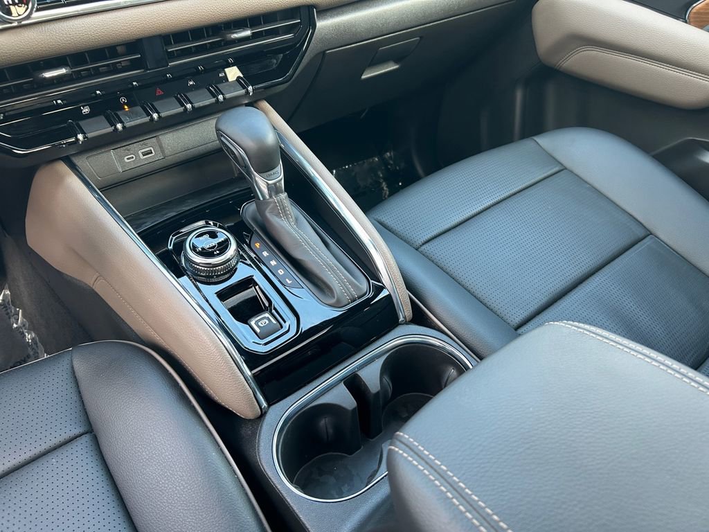 Used 2023 GMC Canyon Denali AWD/4WD image 18