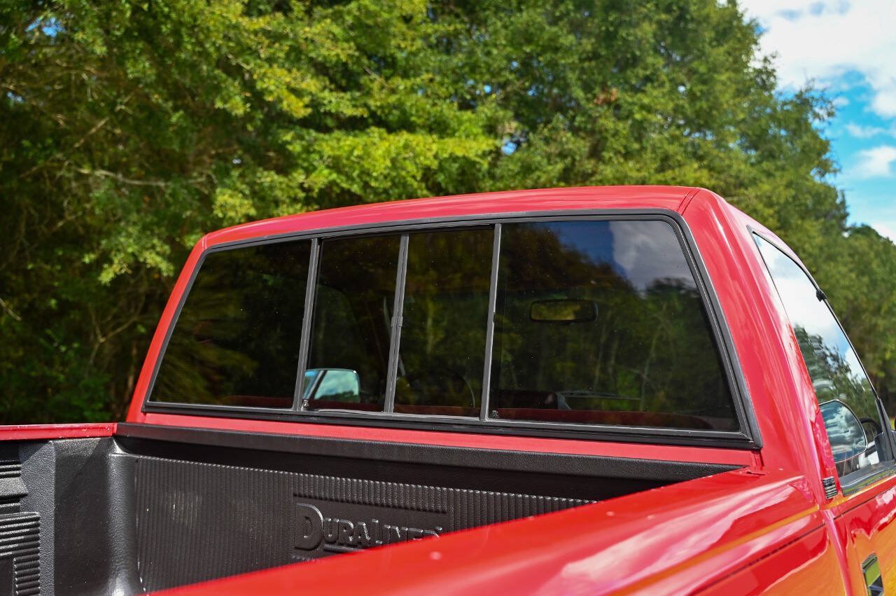Used 1989 Chevrolet Silverado 1500 4x4 Regular Cab image 23