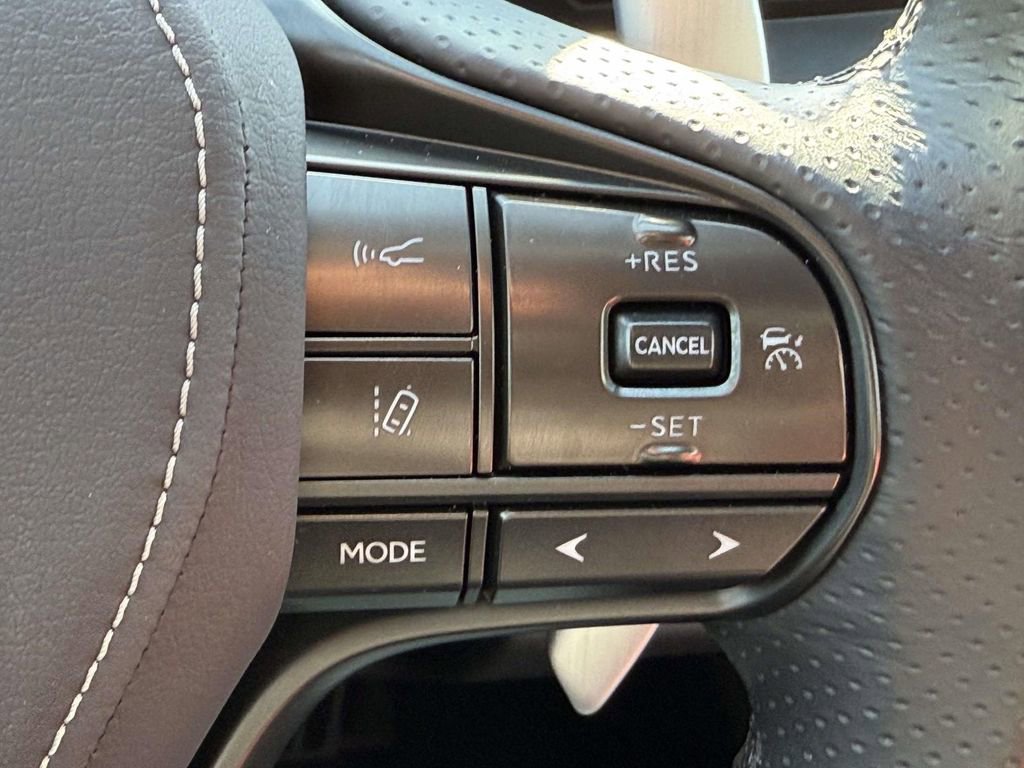 Used 2021 Lexus LC 500 Convertible w/ Touring Package RWD image 20