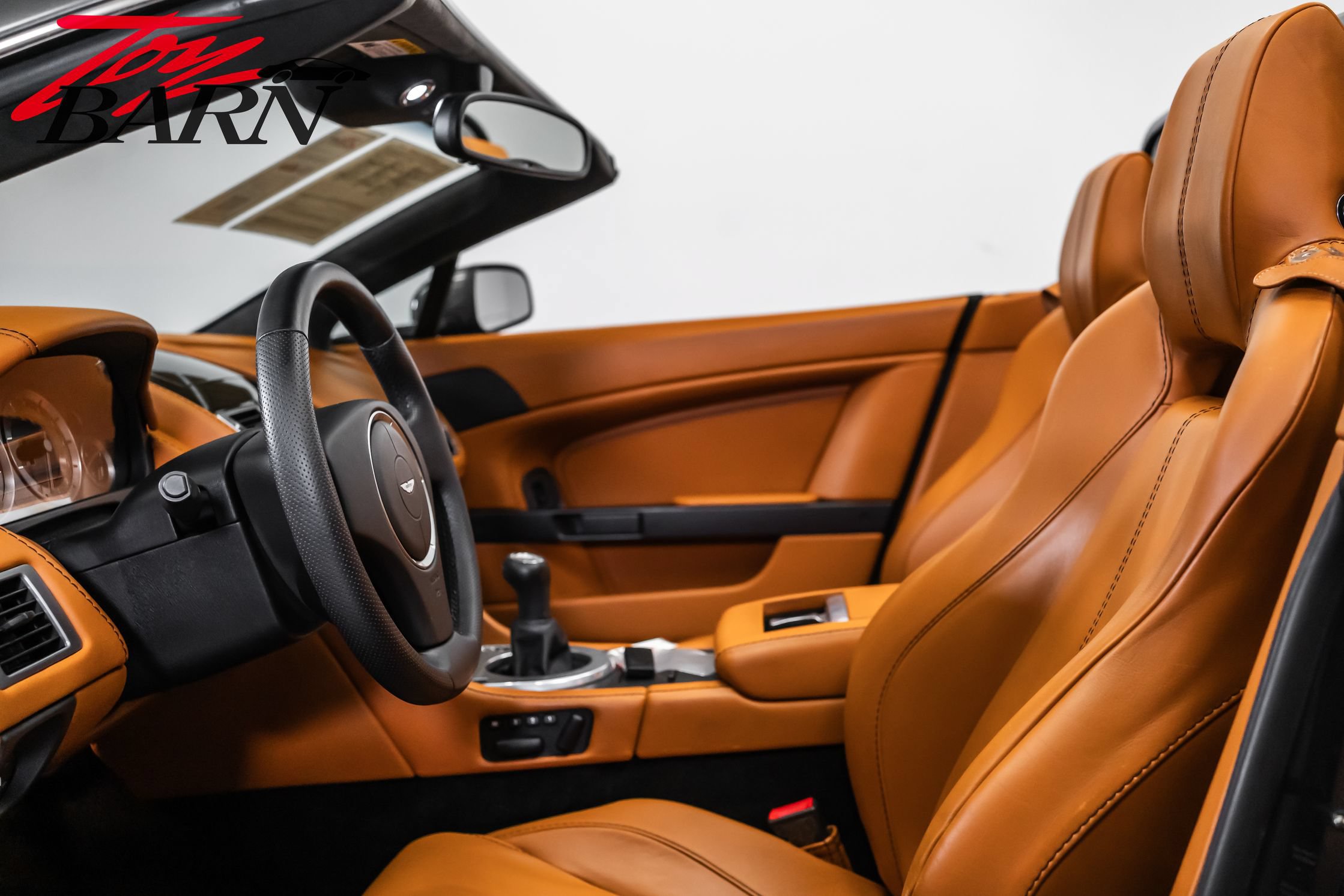 Used 2009 Aston Martin V8 Vantage Roadster RWD image 28