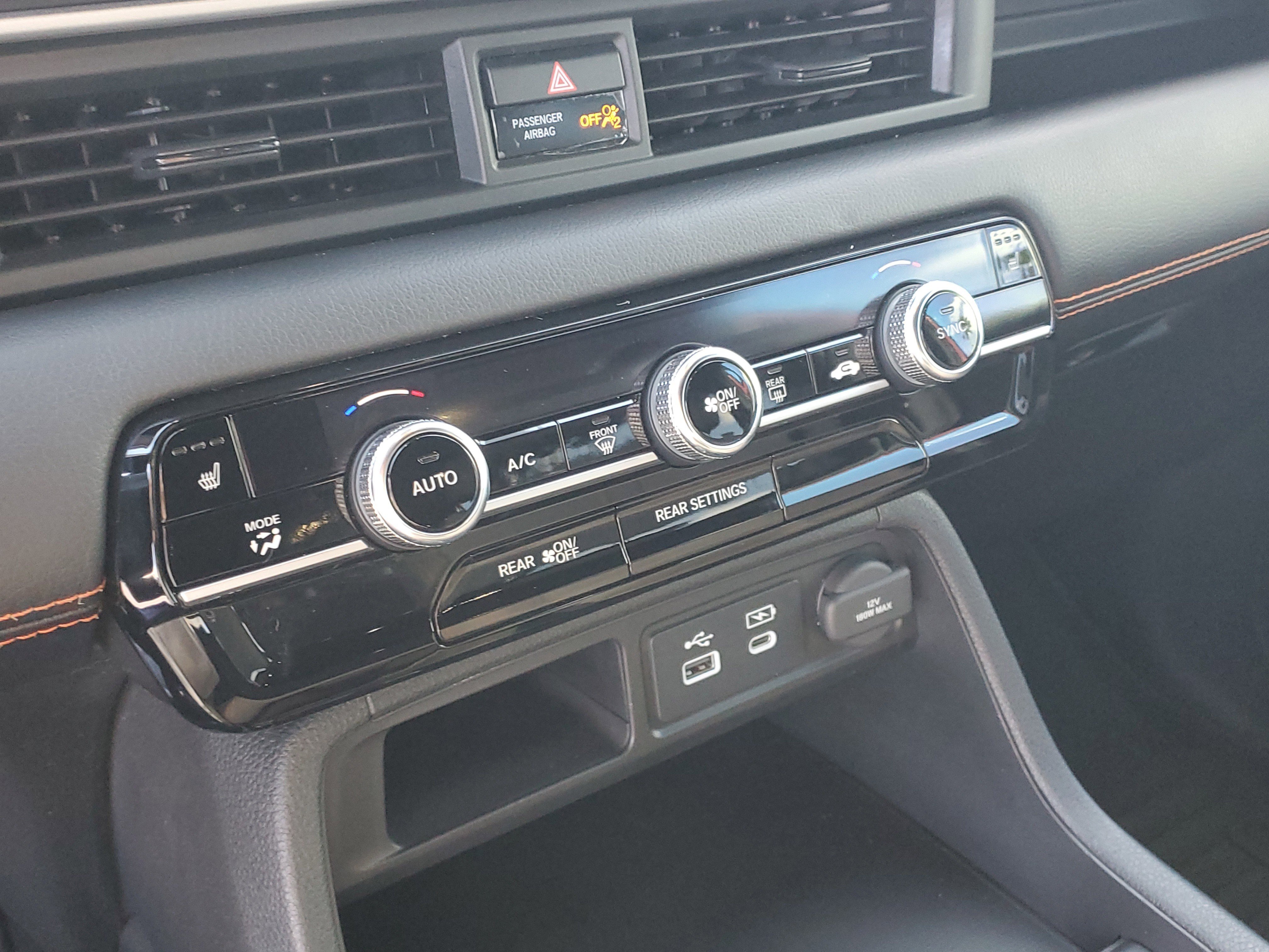 Used 2023 Honda Pilot Sport image 33