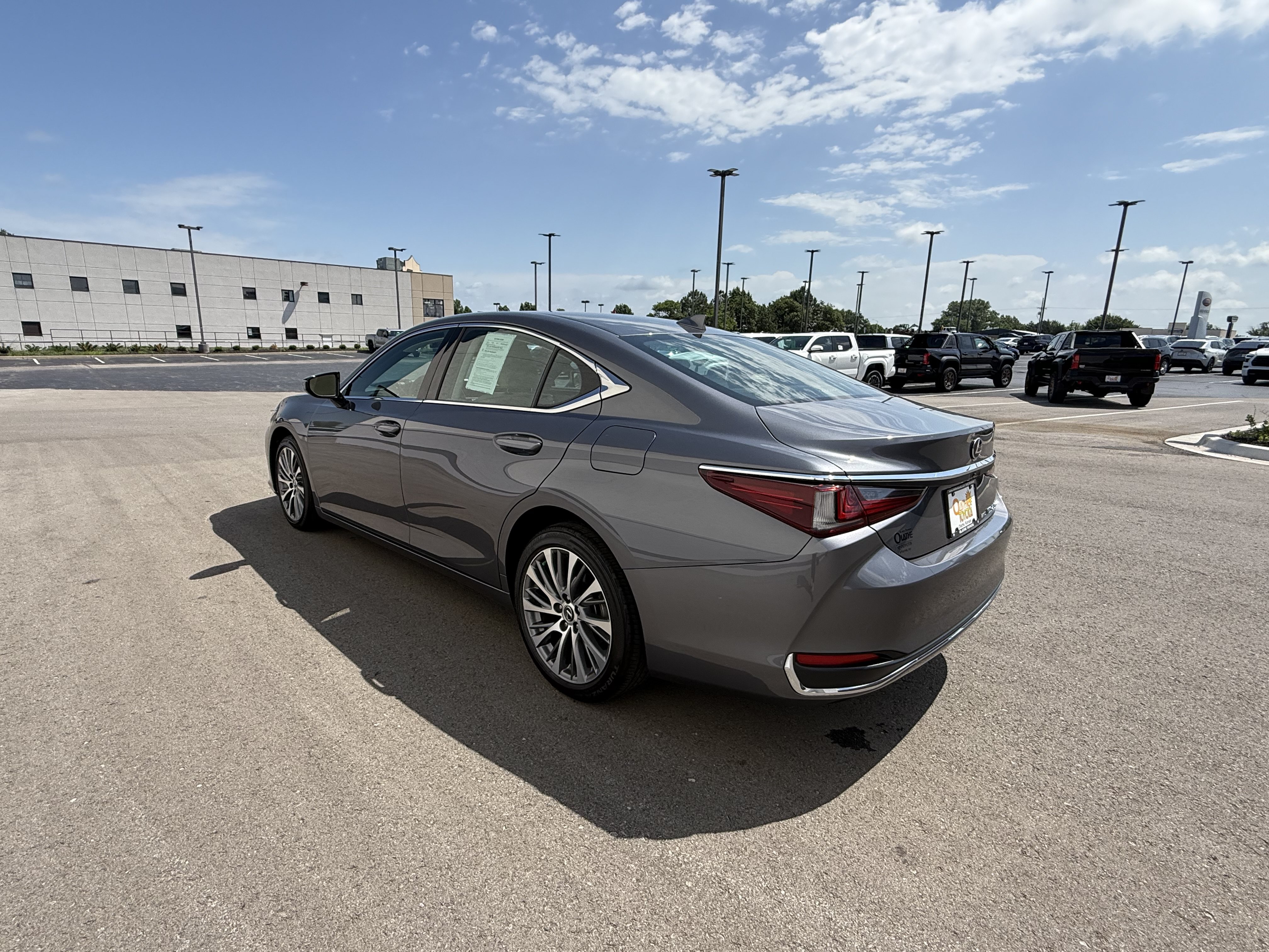 Used 2021 Lexus ES 250 w/ Premium Package AWD/4WD image 29