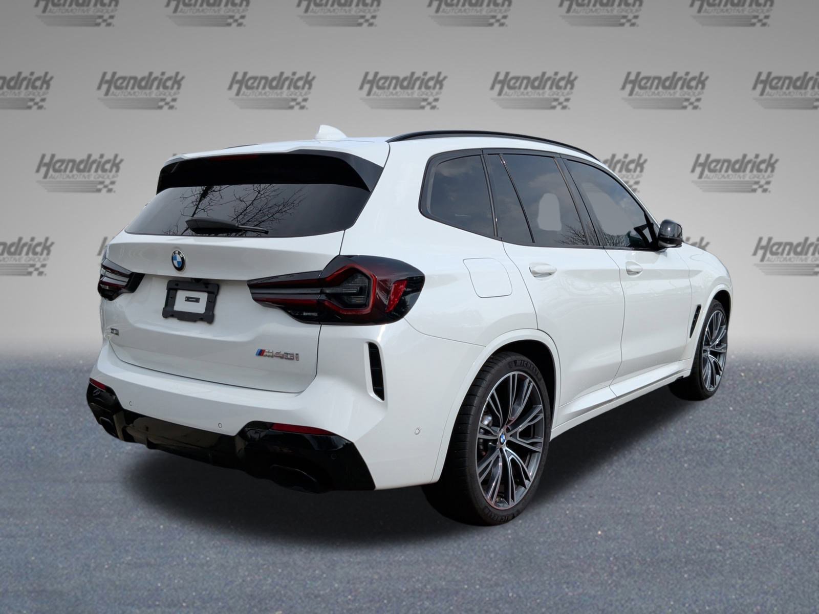 Used 2024 BMW X3 M40i w/ Premium Package image 7