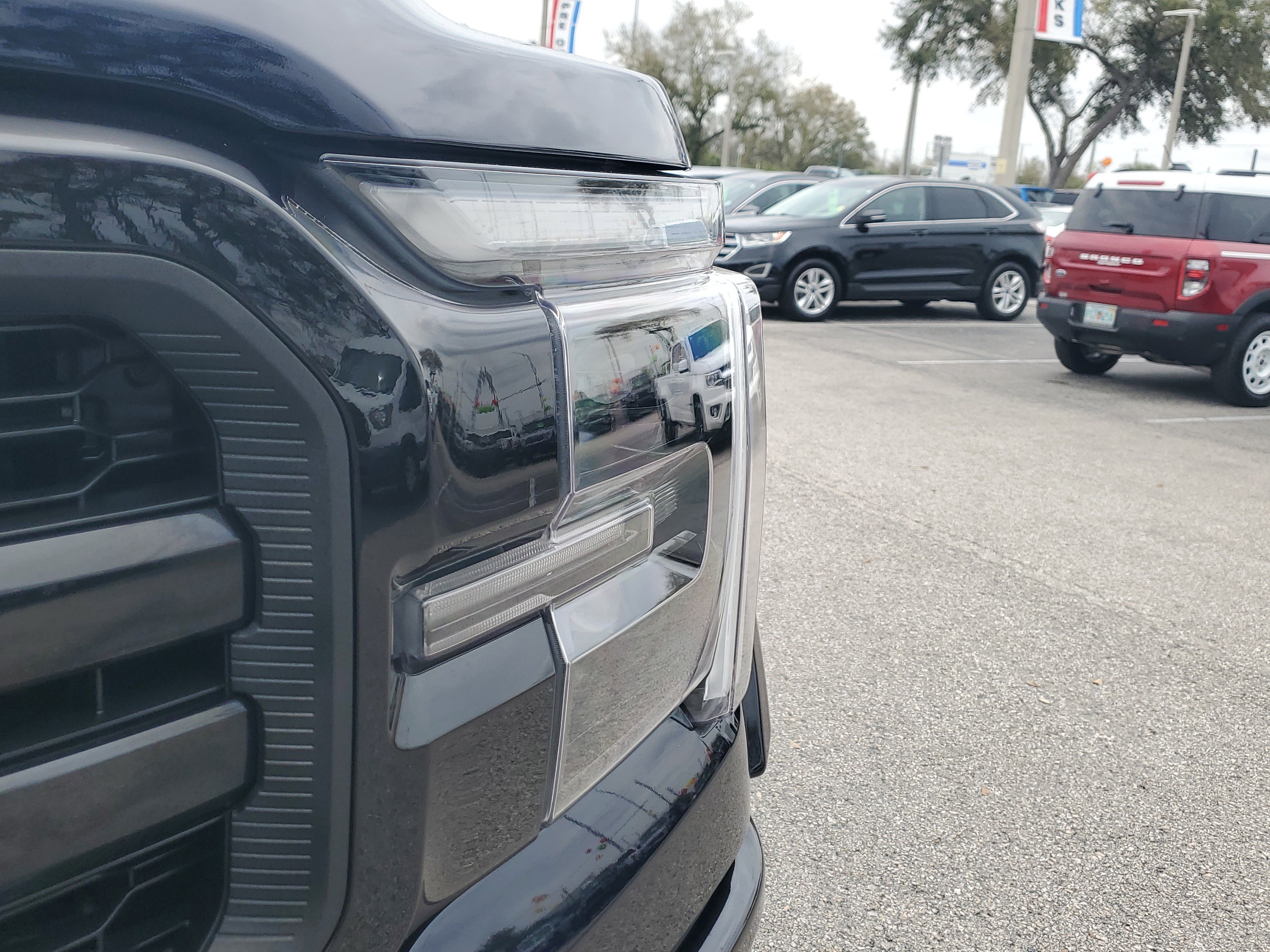 Used 2024 Ford F150 Lariat w/ Equipment Group 502A High image 3