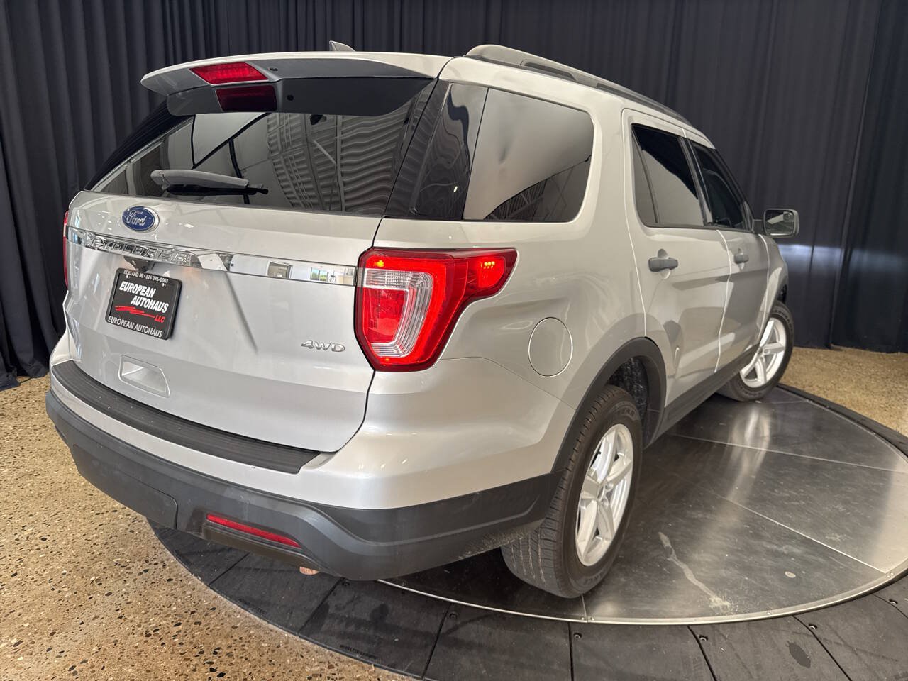 Used 2018 Ford Explorer 4WD image 6