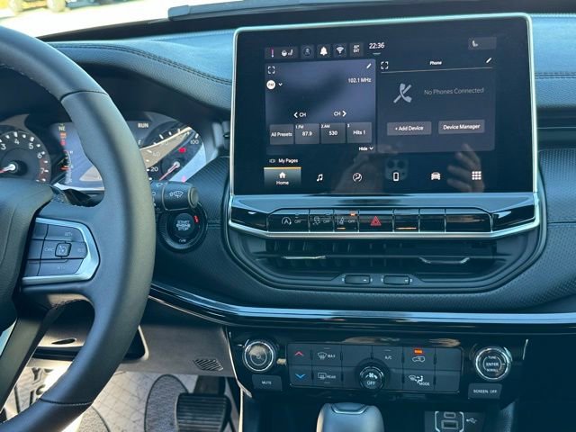 New 2026 Jeep Compass Latitude image 16