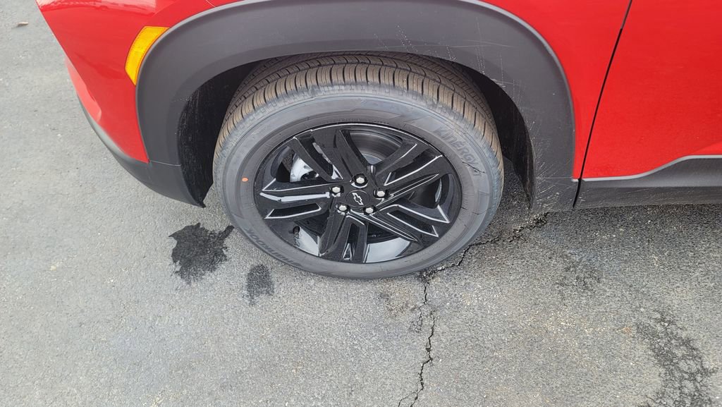 New 2026 Chevrolet TrailBlazer LT w/ Midnight Edition image 6