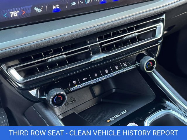 Certified 2025 Chevrolet Traverse LT FWD image 6