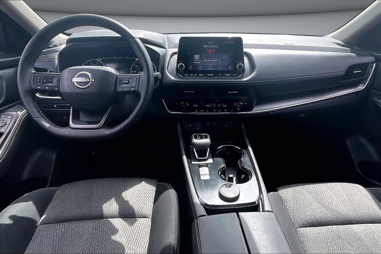 Used 2026 Nissan Rogue SV w/ Cold Weather Package AWD/4WD image 8