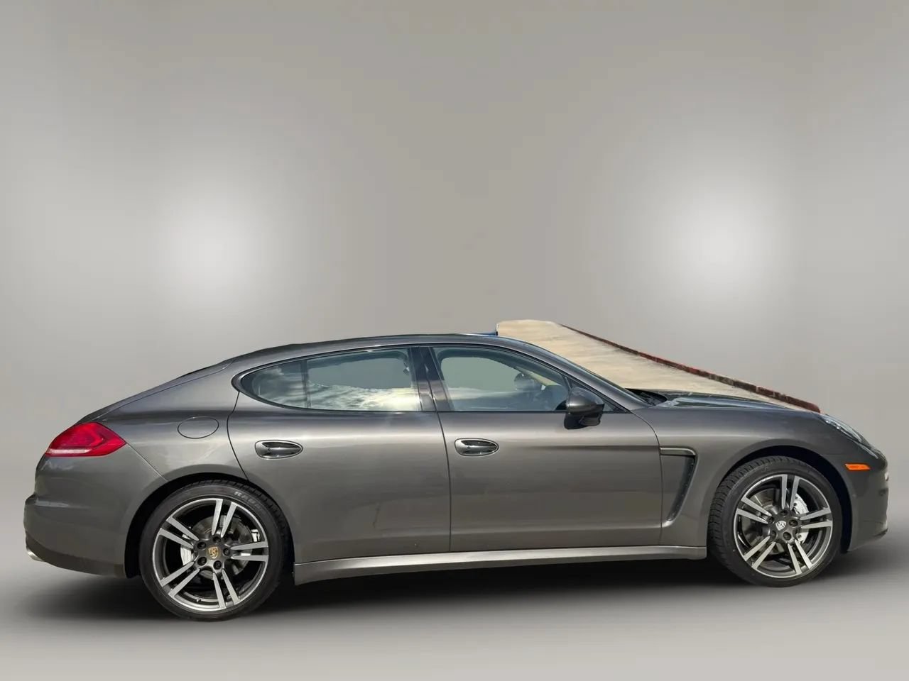 Used 2016 Porsche Panamera Edition w/ Premium Package Plus RWD image 4