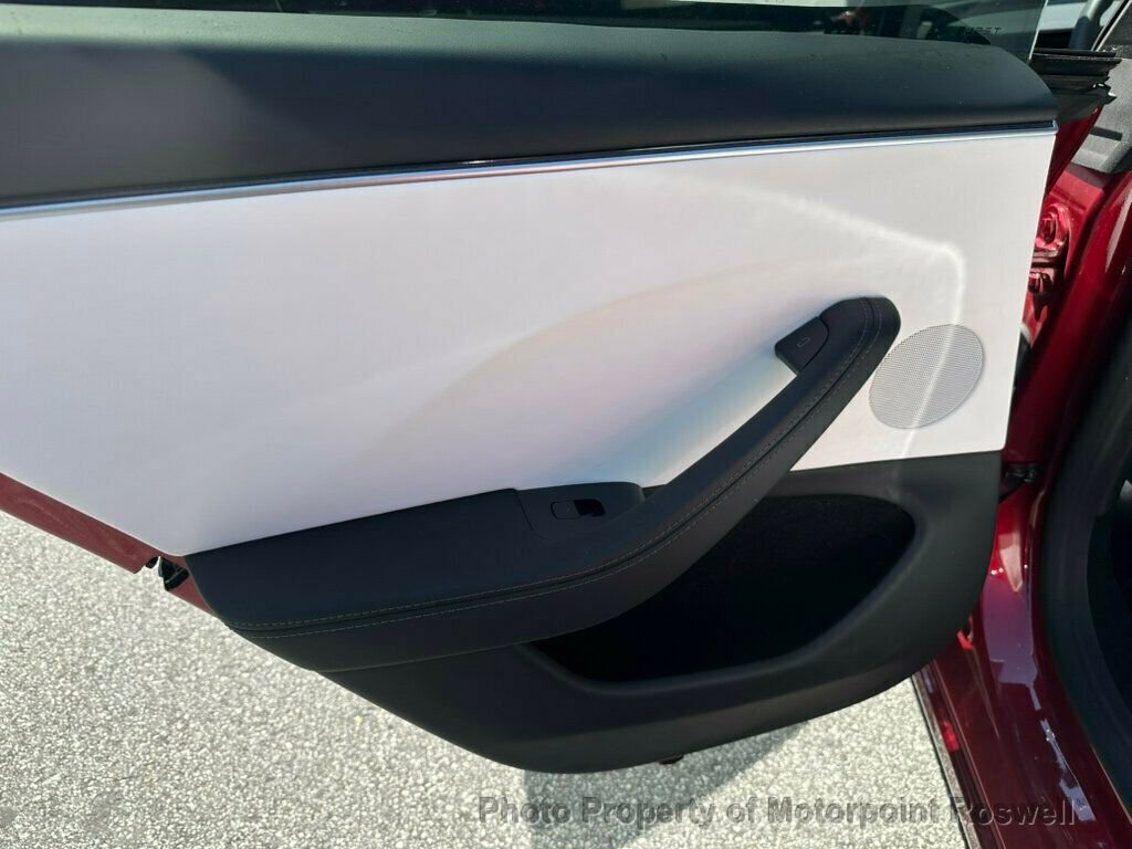 Used 2024 Tesla Model 3 Performance image 24