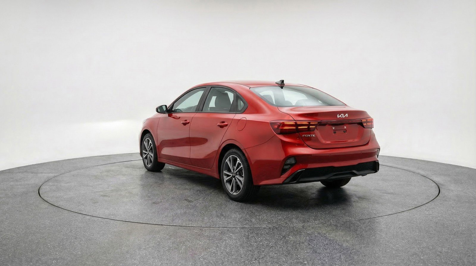 Used 2024 Kia Forte LXS FWD image 6
