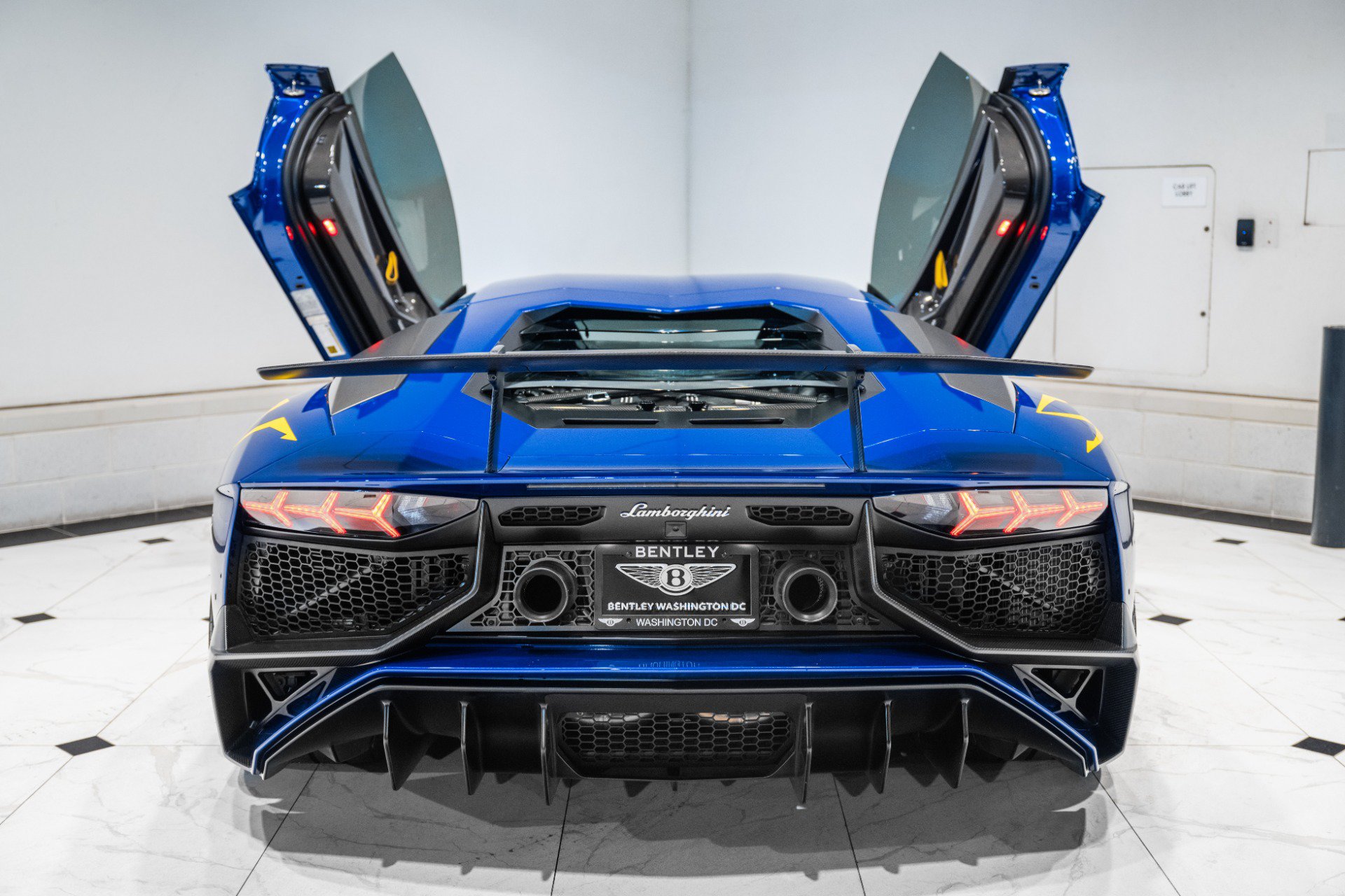 Used 2016 Lamborghini Aventador LP 750-4 Superveloce AWD/4WD image 15