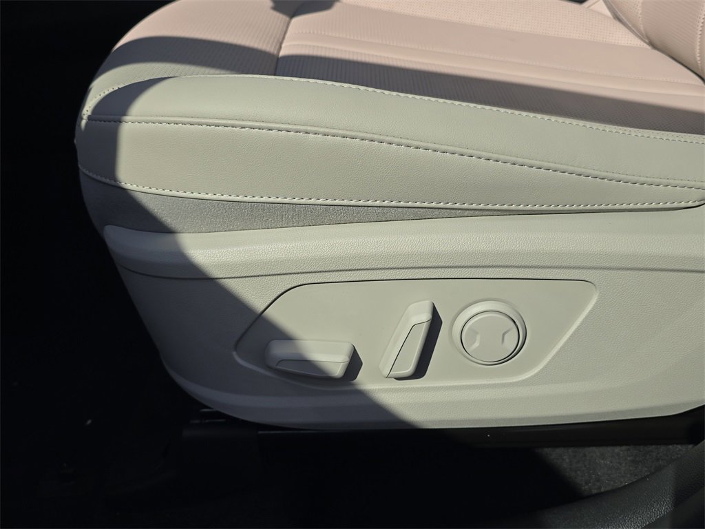 New 2026 Kia Sorento S w/ S Panoramic Sunroof Package image 21