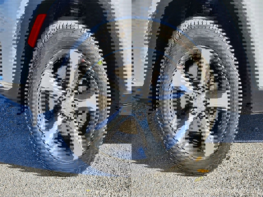 New 2025 Jeep Grand Cherokee L Limited w/ Luxury Tech Group II image 7