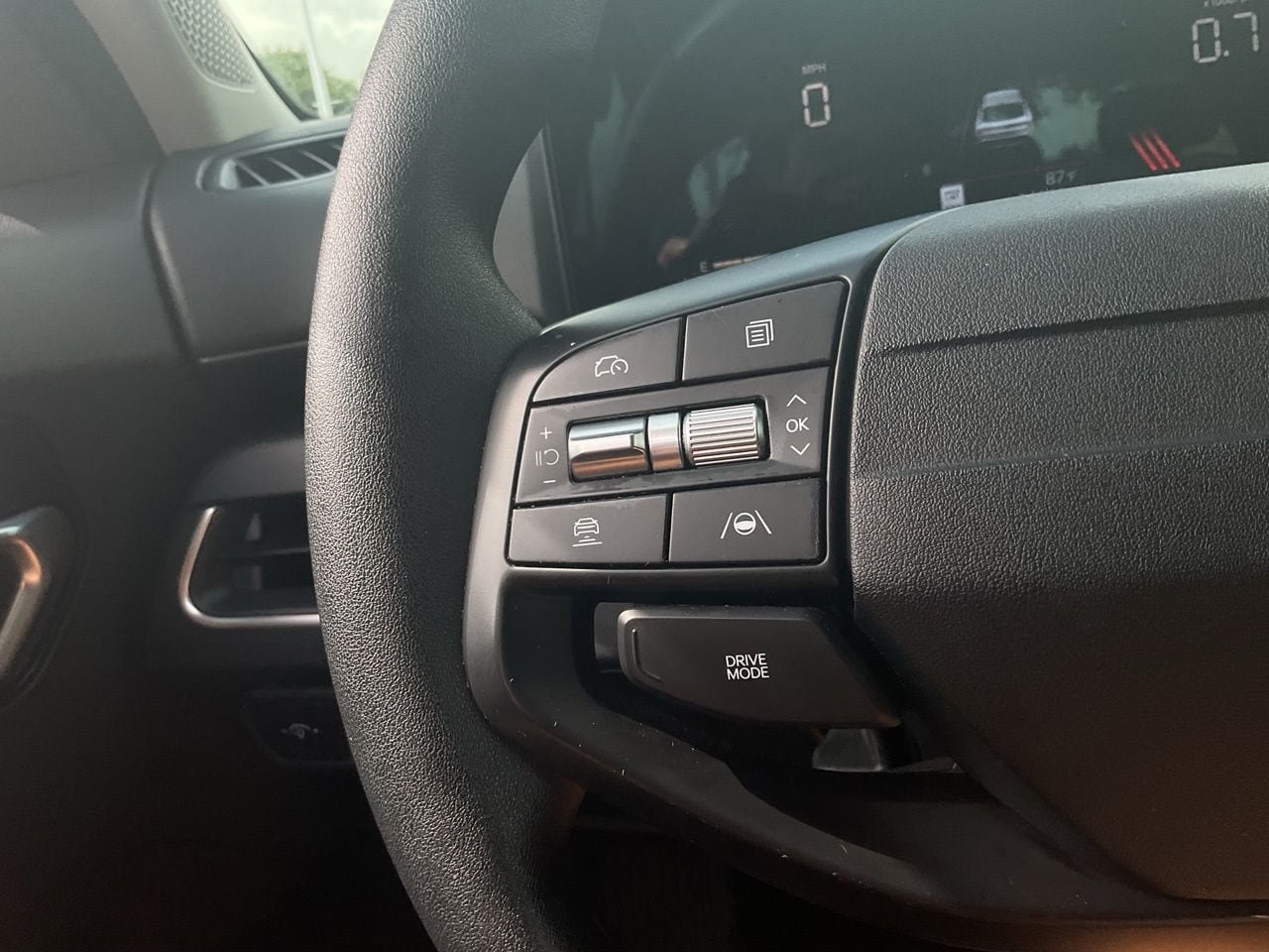 Used 2025 Kia K4 FWD image 25