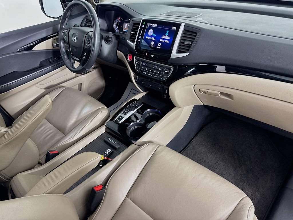 Used 2016 Honda Pilot Touring image 37