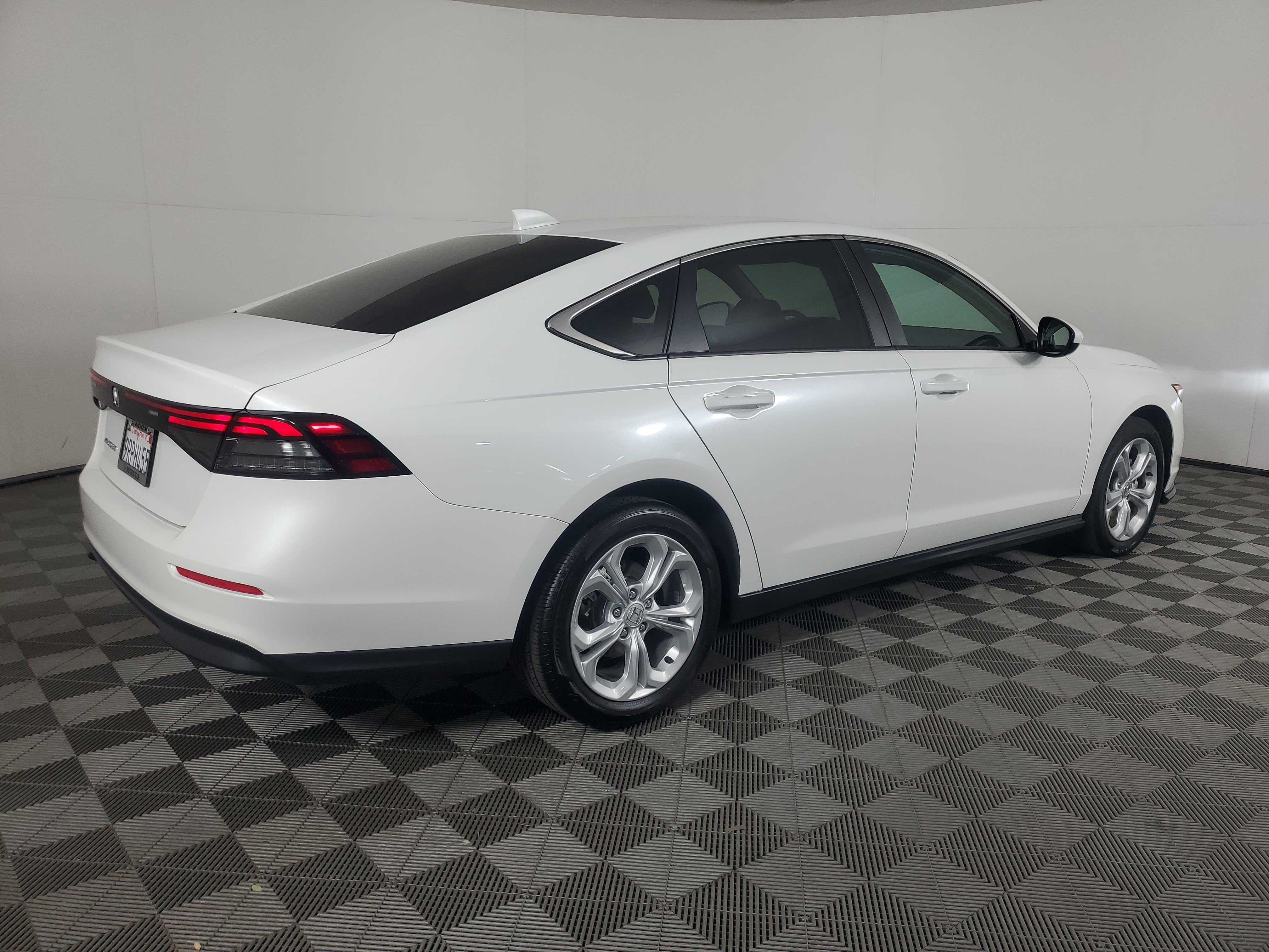 Certified 2024 Honda Accord LX image 4