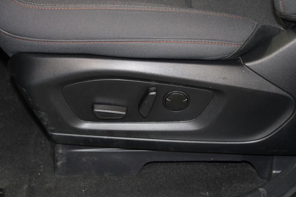 Used 2025 Ford Explorer Active image 17