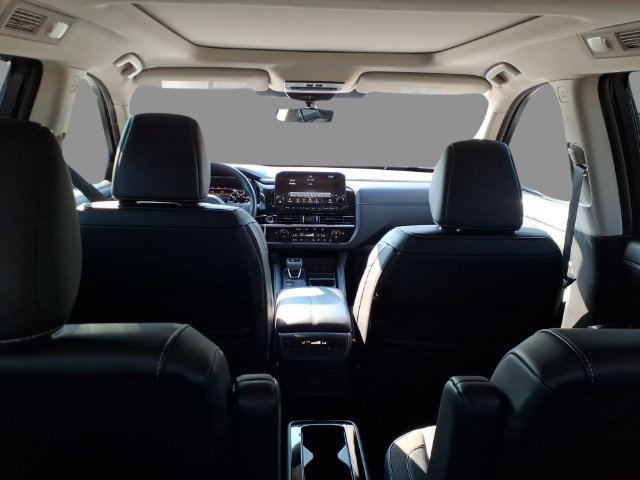 Certified 2024 Nissan Pathfinder SL w/ SL Premium Package AWD/4WD image 11