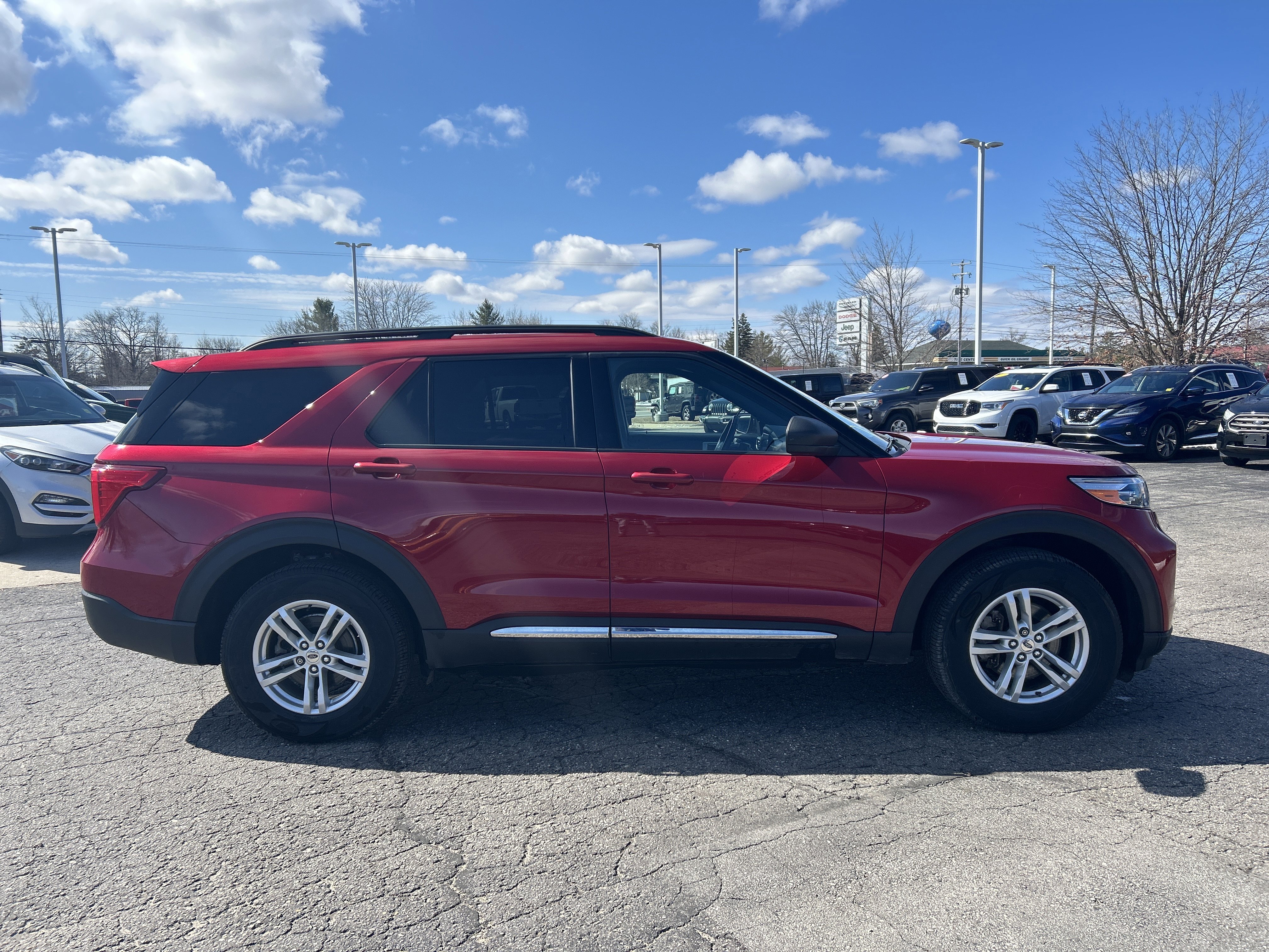 Certified 2020 Ford Explorer XLT w/ Equipment Group 202A AWD/4WD image 3