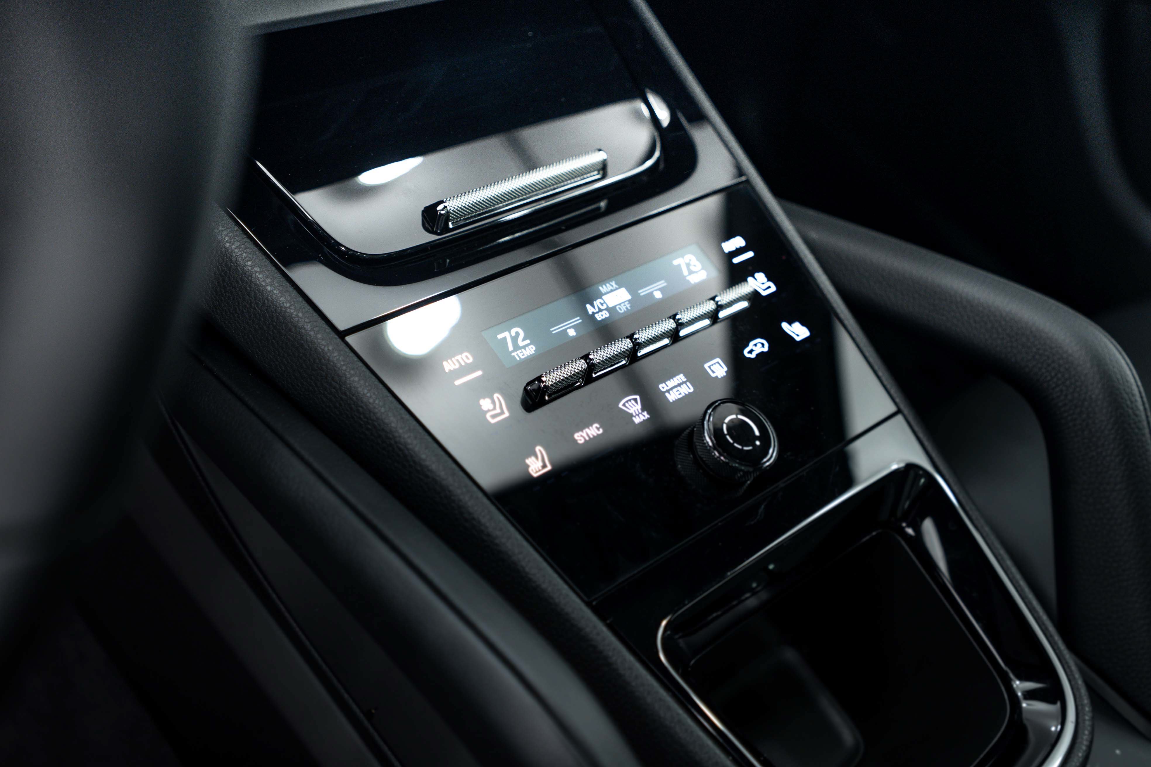 Certified 2026 Porsche Cayenne AWD/4WD image 19