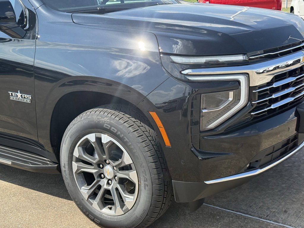 New 2026 Chevrolet Suburban LT w/ Comfort Package image 6