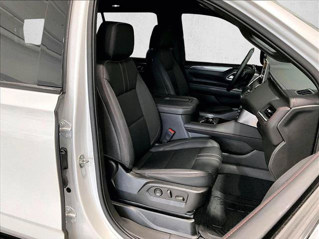 Used 2023 Chevrolet Tahoe RST w/ Luxury Package RWD image 9