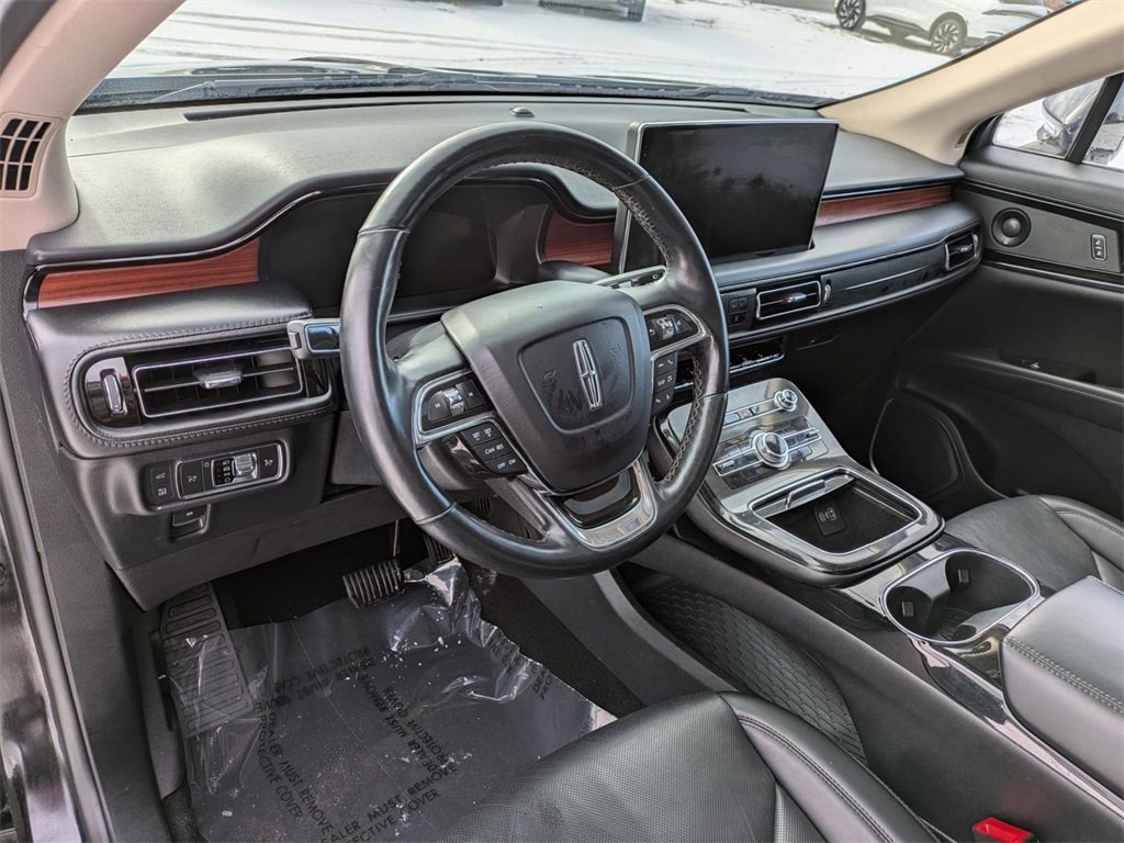 Certified 2022 Lincoln Nautilus Reserve w/ Luxury Package image 11