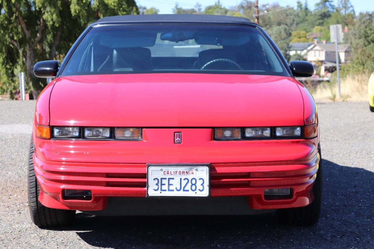 Used 1993 Oldsmobile Cutlass Supreme Convertible image 13
