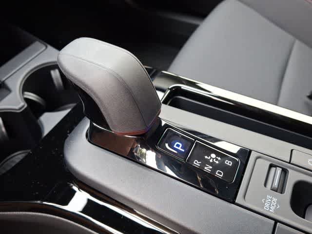 New 2026 Toyota Prius Plug-In Hybrid FWD image 15
