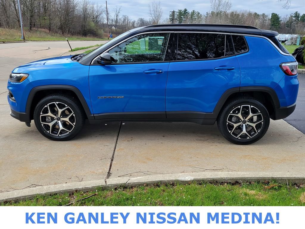 Used 2025 Jeep Compass Limited image 6