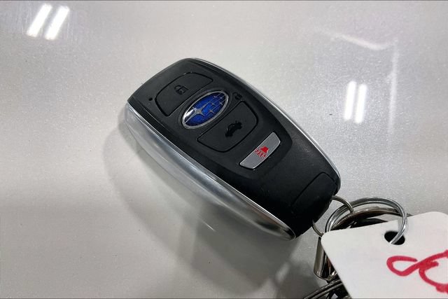 Used 2025 Subaru Forester Premium AWD/4WD image 11