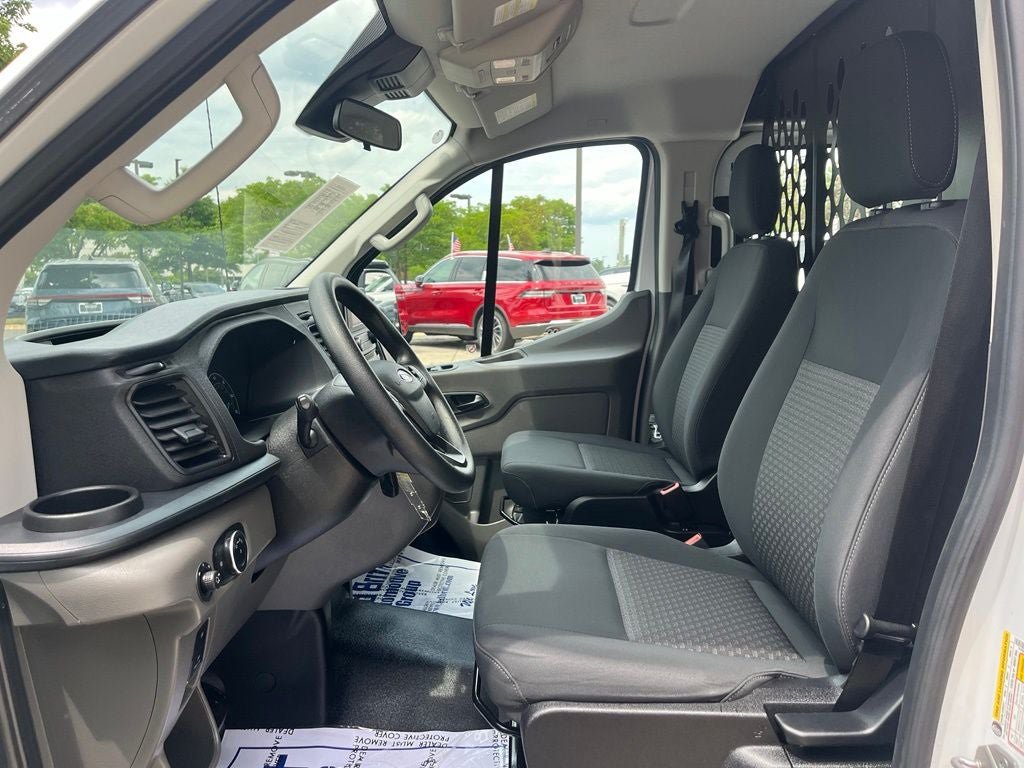 Used 2025 Ford Transit 250 Low Roof w/ Exterior Upgrade Package RWD image 15