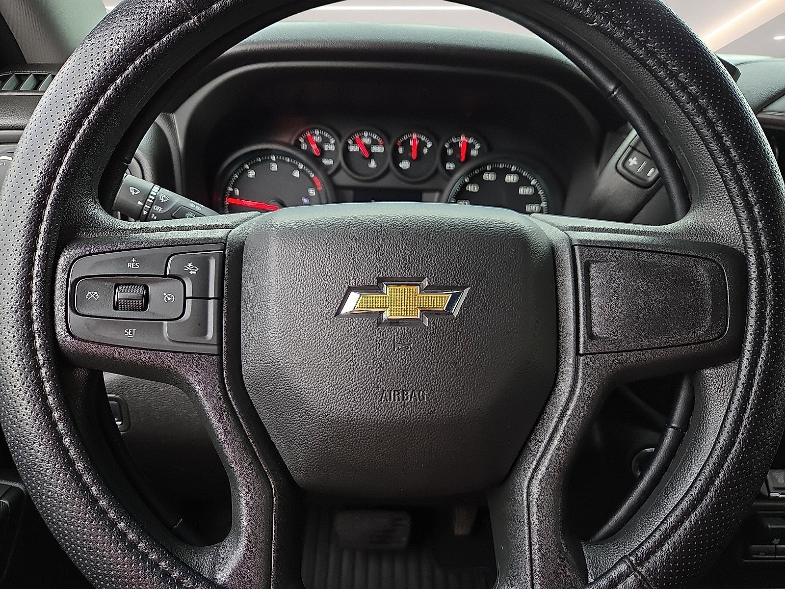 Used 2025 Chevrolet Silverado 2500 Custom w/ Custom Value Package AWD/4WD image 24