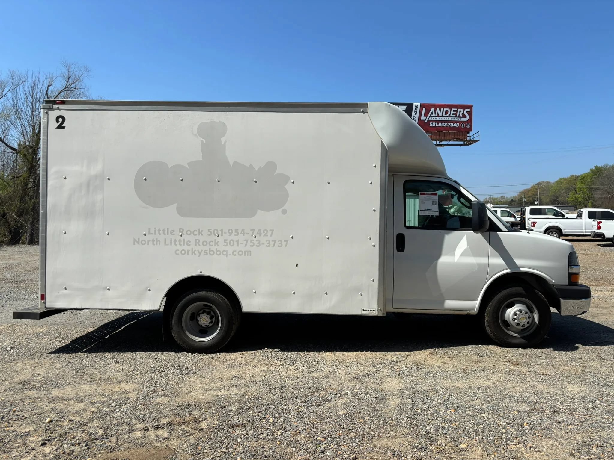 Used 2016 Chevrolet Express 3500 RWD image 6