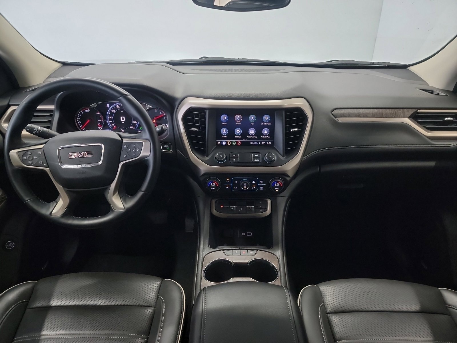 Used 2023 GMC Acadia Denali image 15