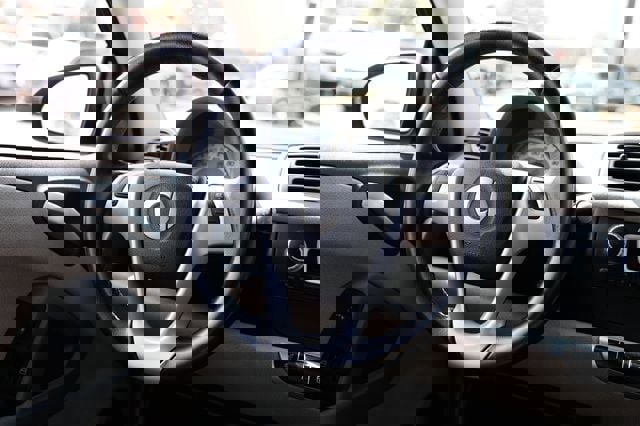 Used 2013 smart fortwo passion w/ Cruise Control Pkg image 24