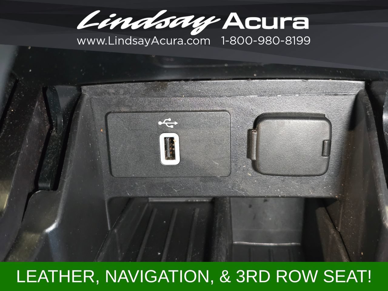 Used 2017 Ford Explorer XLT w/ Equipment Group 202A FWD image 21