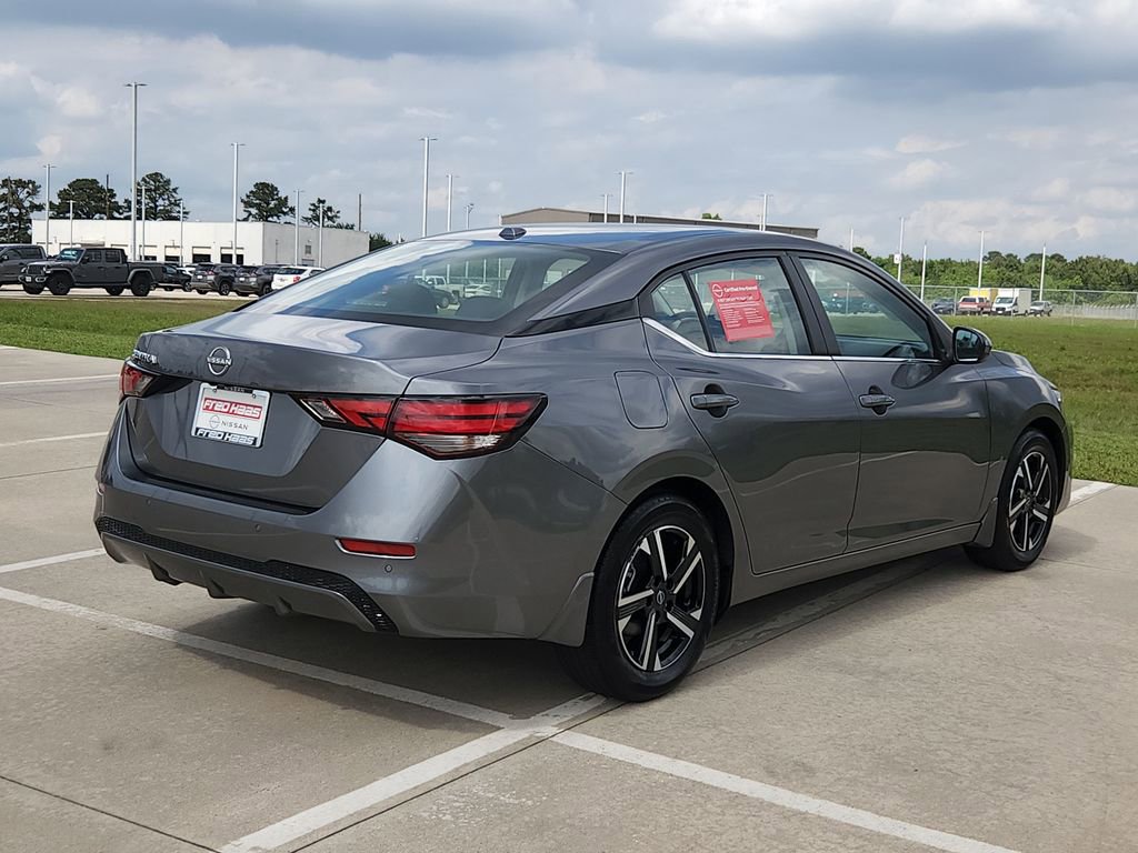 Certified 2025 Nissan Sentra SV w/ Trunk Package image 5