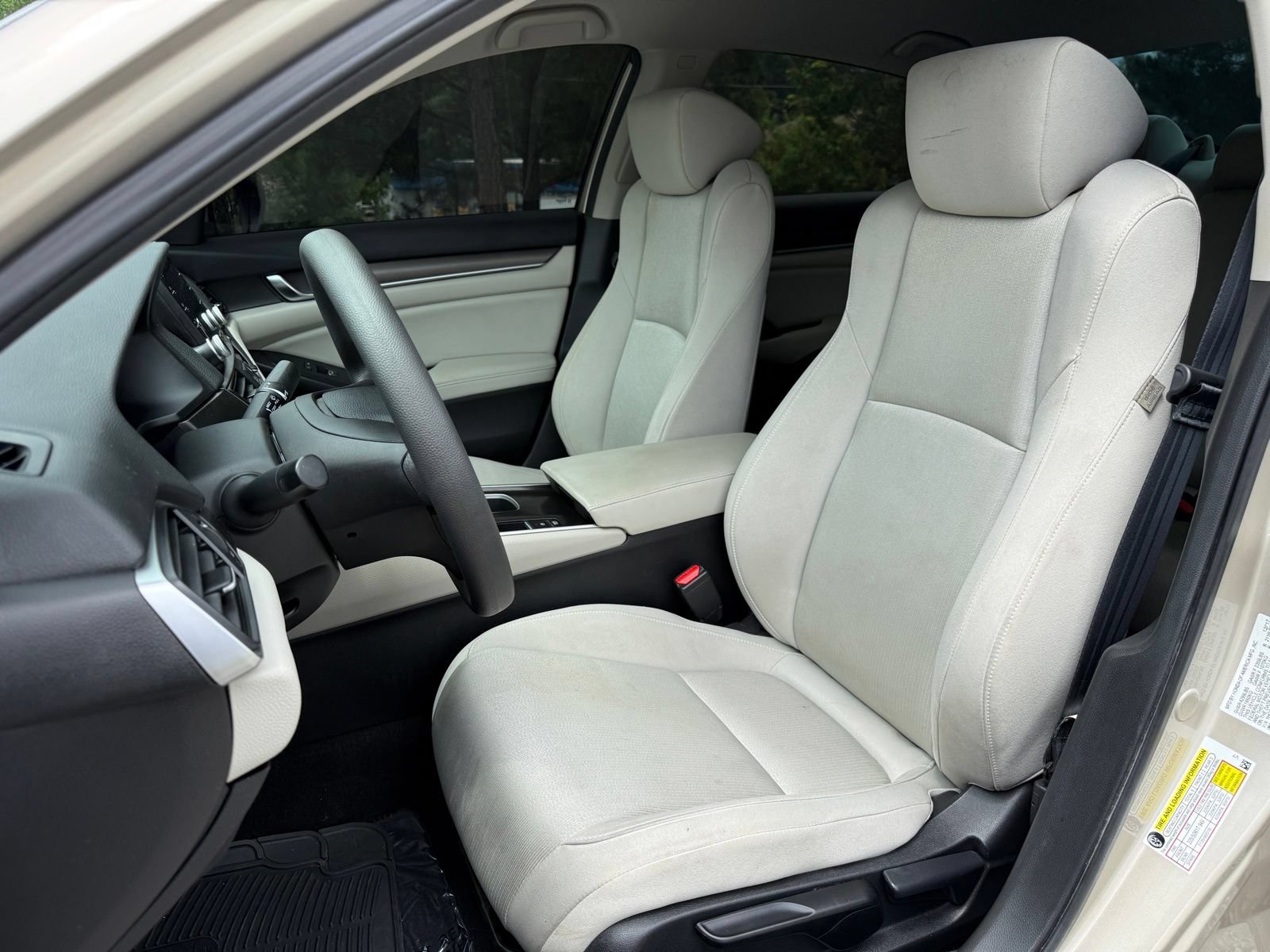 Used 2018 Honda Accord LX image 36