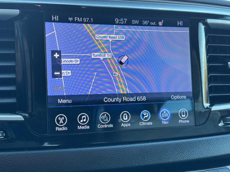 Used 2017 Chrysler Pacifica Touring-L image 24