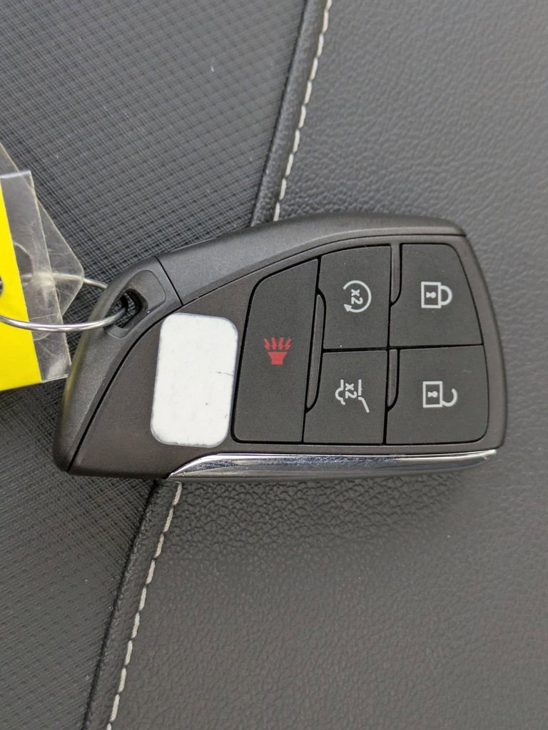 Used 2024 Chevrolet Traverse RS w/ LPO, Floor Liner Package image 31