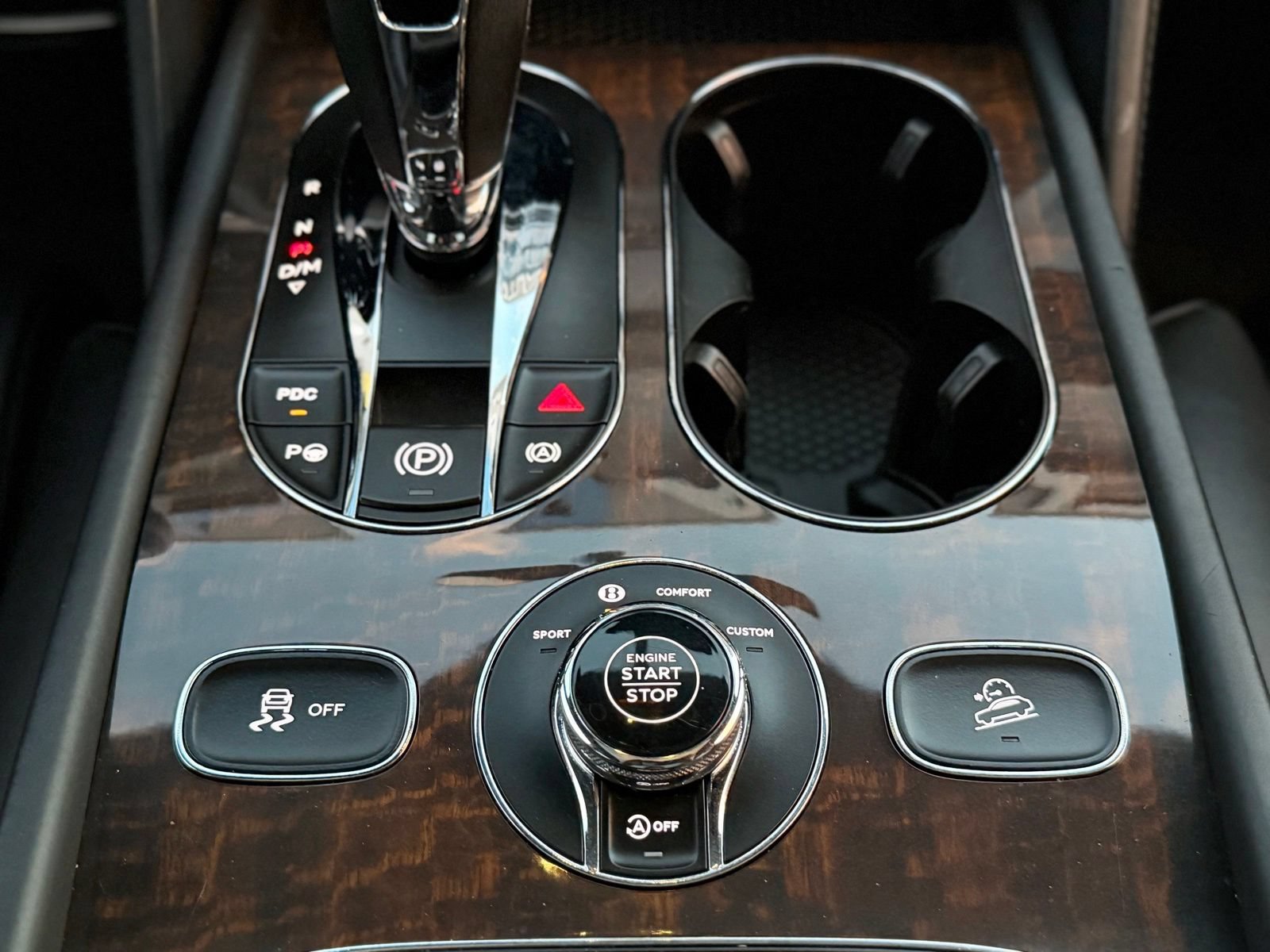 Used 2019 Bentley Bentayga AWD/4WD image 43