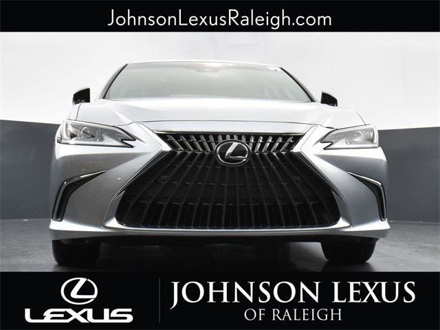 Certified 2022 Lexus ES 350 w/ Premium Package image 11
