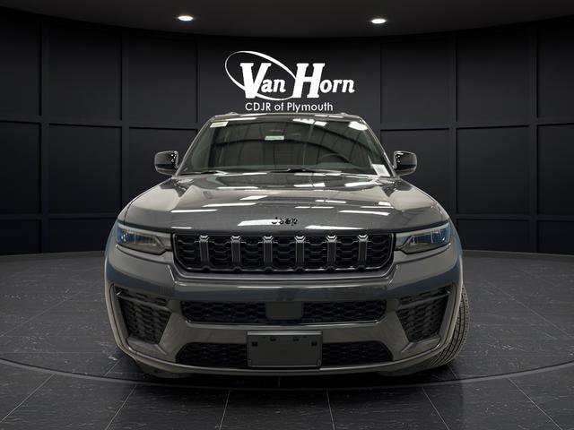 New 2026 Jeep Grand Cherokee Altitude image 8