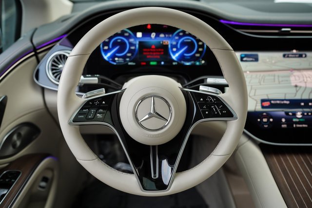 Used 2022 Mercedes-Benz EQS 580 4MATIC Sedan image 27