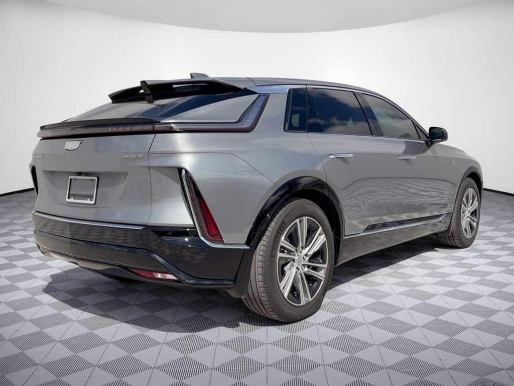 Certified 2024 Cadillac Lyriq Luxury w/ LPO, Floor Liner Package RWD image 9
