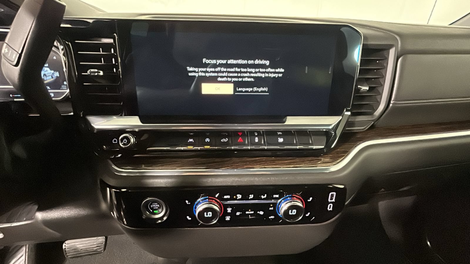 Used 2024 GMC Sierra 1500 Elevation w/ LPO, GMC Protection Package AWD/4WD image 28