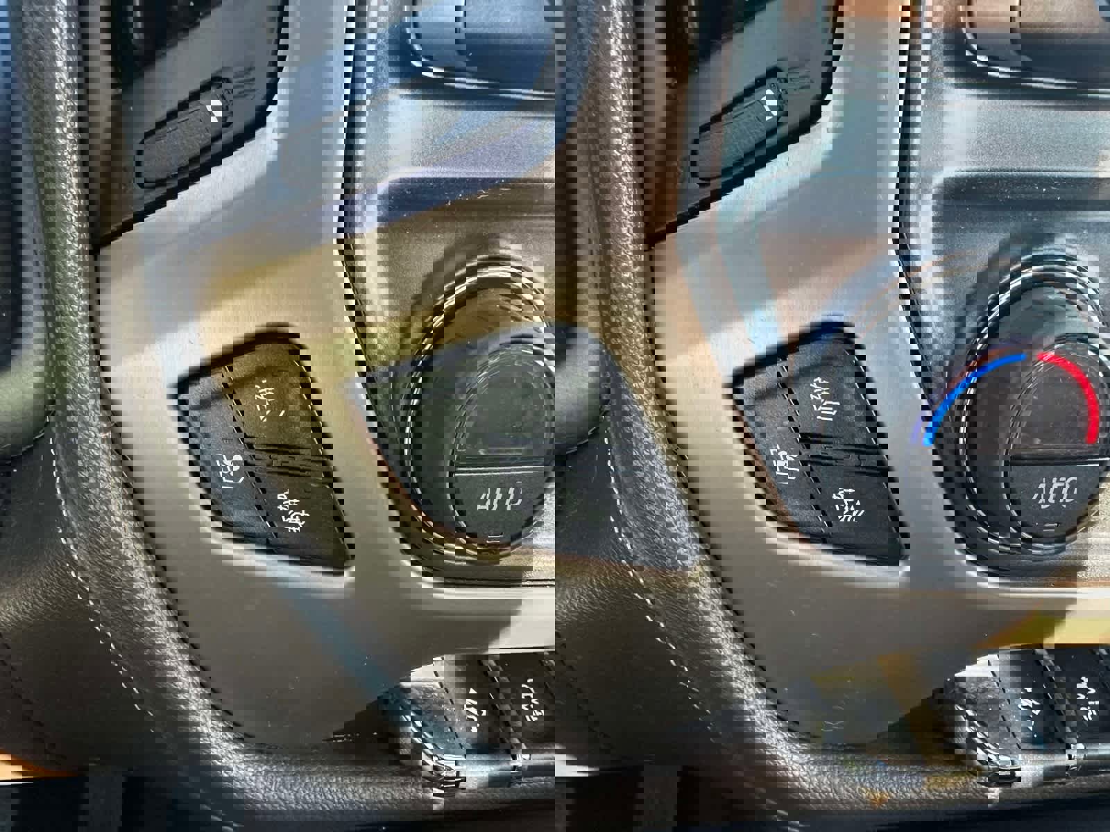 Used 2017 GMC Sierra 2500 Denali w/ Suspension Package, Off-Road image 27